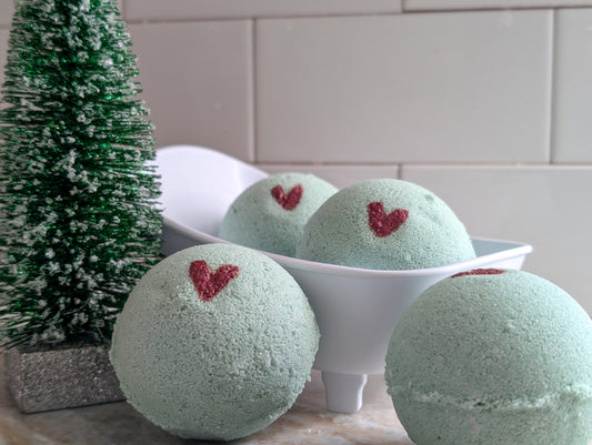 Mr. Grinch bath bombs